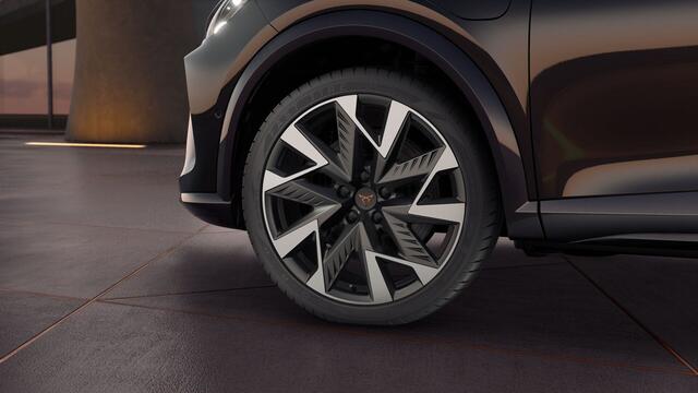 Cupra Formentor 1.5 TSI e-Hybrid 272 6DSG VZ Performance | Achteruitrijcamera | Digitaal instrumentenpaneel (Virtual Cockpit) | Draadloze Apple CarPlay(TM), Android Auto(TM)