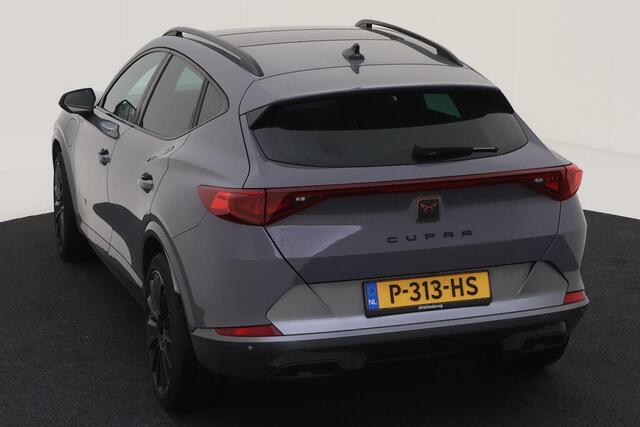 Cupra Formentor 1.4 e-Hybrid Black Edition / AUTOMAAT/ PANO/ CAMERA/ PARK. SENSOREN/ LEDEREN MEMORY SEATS/ FULL LINK/ LED/ TRAVEL ASSIST/ STOEL-STUURVERWARM./ ADAPT. CRUISE/ GETINT GLAS/ NAVI/ CLIMA