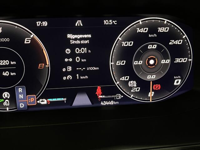 Cupra Formentor 1.4 e-Hybrid Adrenaline / AUTOMAAT/ STOEL-STUUR VERWARM./ ADAPT. CRUISE/ PARK. SENSOREN/ LED/ 19" LMV/ DAB