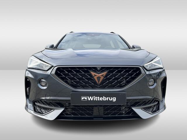 Cupra Formentor 1.4 e-Hybrid 245pk Performance DSG / 19" LMV / Supersport Stuur / Kuipstoelen / Memory / 360 Camera