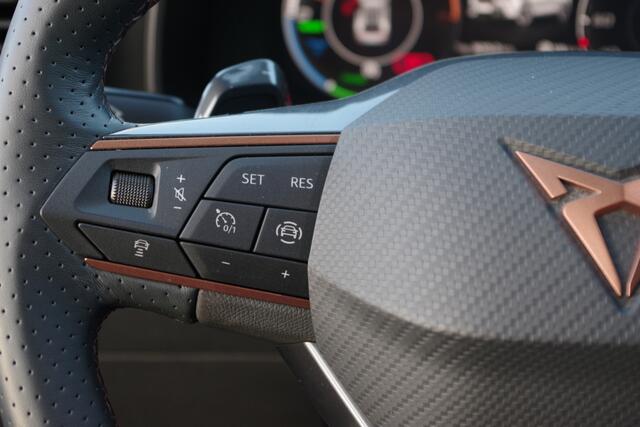 Cupra Formentor 1.4 e-Hybrid 204 PK Adrenaline PHEV, Camera, Adap. Cruise Control, Carplay