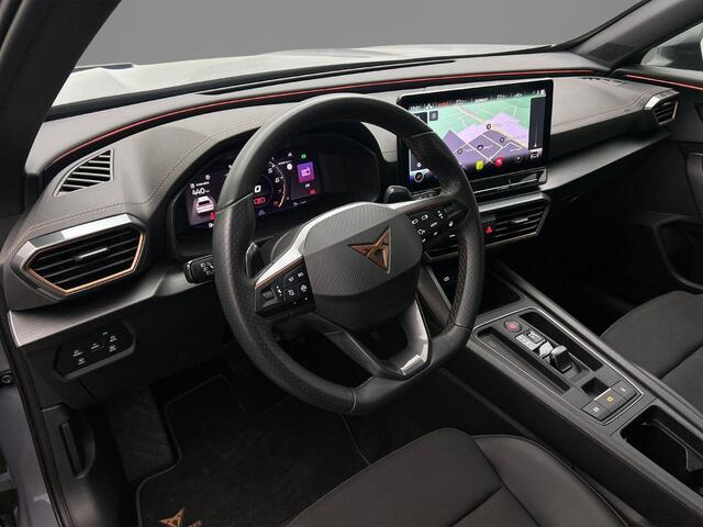 Cupra Formentor Business Edition 1.5 TSI 150pk DSG Automaat Adaptive cruise control, Achteruitrijcamera, Navigatie, Stoelverwarming, LED koplampen, Stuurwiel verwarmd