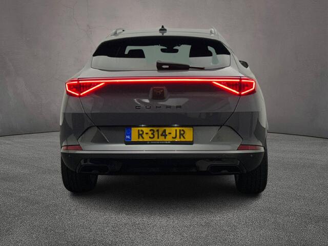 Cupra Formentor Business Edition 1.5 TSI 150pk DSG Automaat Adaptive cruise control, Achteruitrijcamera, Navigatie, Stoelverwarming, LED koplampen, Stuurwiel verwarmd