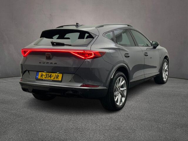 Cupra Formentor Business Edition 1.5 TSI 150pk DSG Automaat Adaptive cruise control, Achteruitrijcamera, Navigatie, Stoelverwarming, LED koplampen, Stuurwiel verwarmd