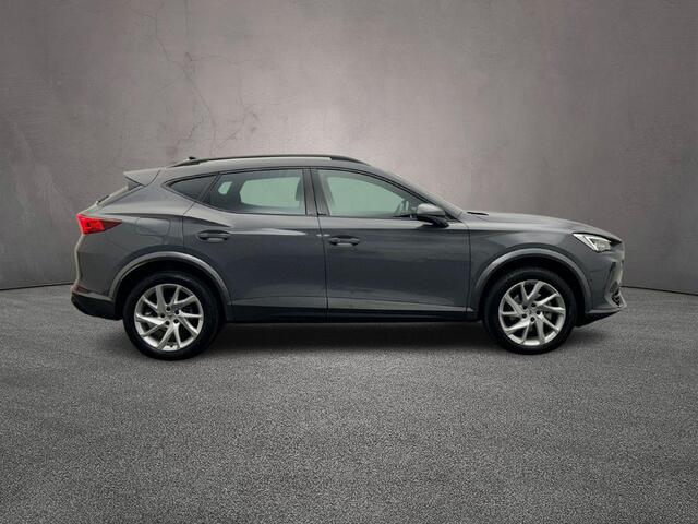 Cupra Formentor Business Edition 1.5 TSI 150pk DSG Automaat Adaptive cruise control, Achteruitrijcamera, Navigatie, Stoelverwarming, LED koplampen, Stuurwiel verwarmd