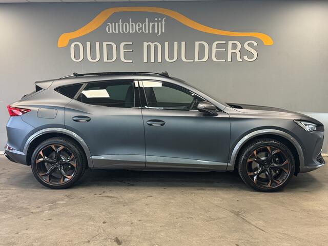 Cupra Formentor 1.4 VZ Mat Grijs/Leder/Panoramadak/360 Camera/Cupra Knoppen