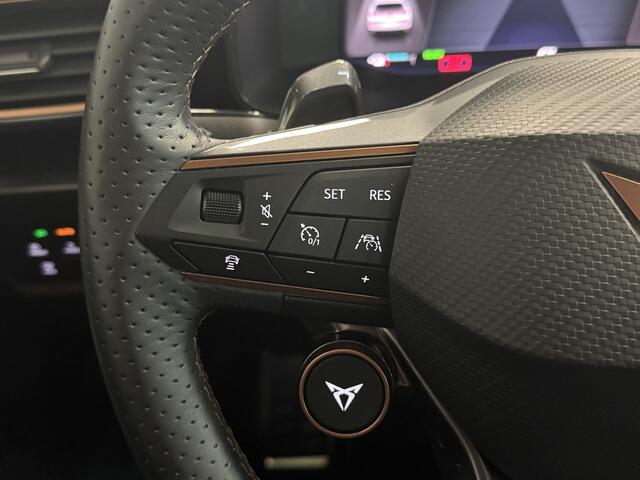 Cupra Formentor 1.4 VZ Mat Grijs/Leder/Panoramadak/360 Camera/Cupra Knoppen