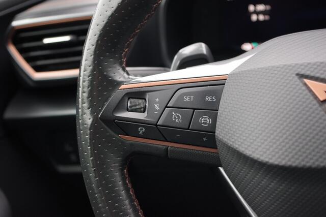 Cupra Formentor 1.4 e-Hybrid 204 PK Adrenaline PHEV, Carplay, Adap. Cruise Control, 19" LM Velgen