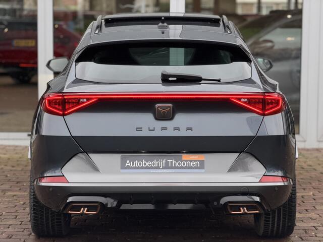 Cupra Formentor 1.4 e-Hybrid VZ Performance | elk stoelen | Trekhaak | Pano | Keyless