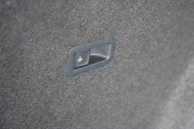 Cupra Formentor 1.4 e-Hybrid VZ Performance 245pk DSG6 | Pano | Camera | Kuipstoelen