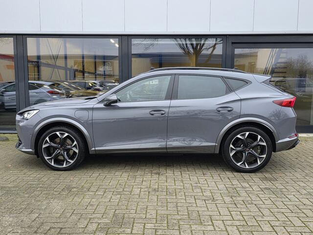 Cupra Formentor 1.4 e-Hybrid VZ Copper Edition + PANO DAK + MATRIX + CAMERA