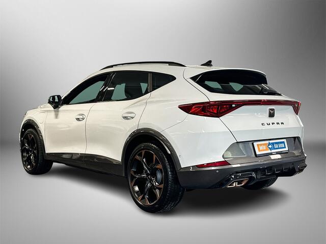 Cupra Formentor 1.4 204pk TSI e-Hybrid Essential Achteruitrijcamera | Adaptive Cruise Control | Stuur Verwarming