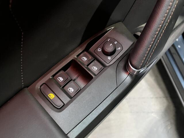 Cupra Formentor 1.4 e-Hybrid VZ Black Edition / 245 PK/ PANO/ MEMORY SEAT/ LEDER/ KEYLESS/ STUUR + STOEL VERWARM./ PARK. SENSOREN + CAMERA/ DODE HOEK/ RIJ-MODI/ NAVI/ FULL-LINK/ 19''LMV