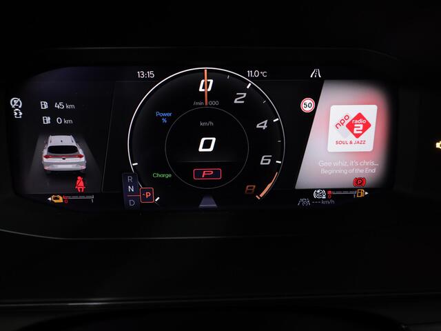 Cupra Formentor 1.4 e-Hybrid VZ Performance 245 pk Automaat (DSG) | Verlengde garantie | Navigatie | Trekhaak (wegklapbaar) | Parkeersensoren (Park assist) | Achteruitrijcamera | Stoelverwarming |