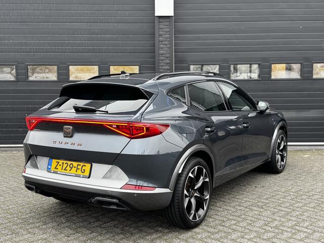 Cupra Formentor 1.4 e-Hybrid Performance 204PK | Camera | ACC | 19'' | Stoel en stuur verw. | Carplay | ¤25.900,-