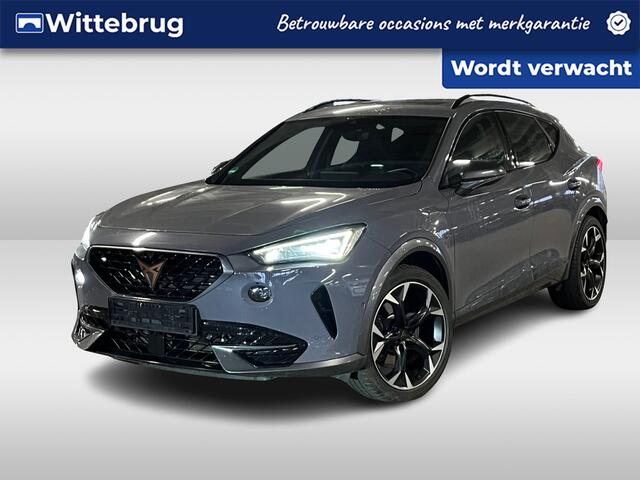 Cupra Formentor 1.4 e-Hybrid 245PK VZ Performance / Panoramadak / 360 Camera / App. connect / Memory seat / Stoelverwarming voorzijde / Elec trekhaak / 19''LMV