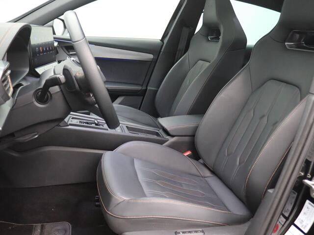 Cupra Formentor 1.4 e-Hybrid VZ Performance 245PK DSG SOH 92%, Pano-Schuifdak, 19" LM Velgen, Memorystoel, Supersportstuur, Achteruitrijcamera, Keyless, Side Assist, Stoel-Stuurverwarming