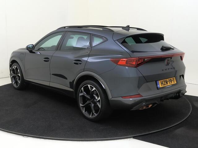 Cupra Formentor 1.4 e-Hybrid VZ | Panoramadak | Adaptieve demping | CUPRA mode | Parkeerassistent | Achteruitrijcamera | Navigatie | Dodehoek detectie | Keyless |