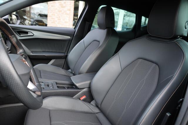 Cupra Formentor 1.5 TSI Business Edition CAMERA SFEERVERLICHTING CARPLAY STUUR+STOELVERW. DAB 2xPDC NAVI CLIMA ELEK.ACHTERKLEP 18"LMV