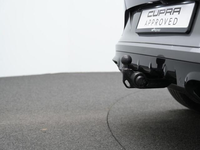 Cupra Formentor 1.4 e-Hybrid 245 pk DSG VZ | Panoramadak | Trekhaak | Adaptief sportonderstel | Stuur-/stoelverwarming | Achteruitrijcamera