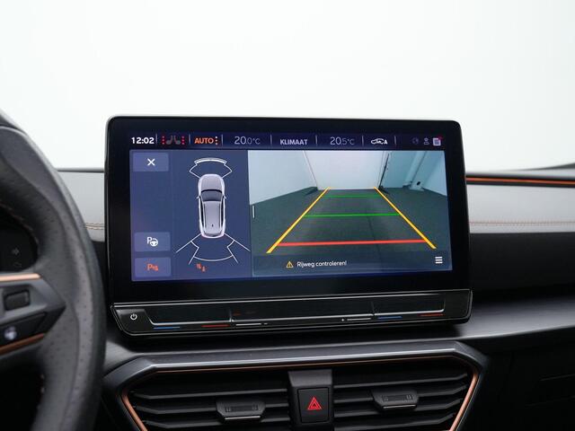 Cupra Formentor 1.4 e-Hybrid 245 pk DSG VZ | Panoramadak | Trekhaak | Adaptief sportonderstel | Stuur-/stoelverwarming | Achteruitrijcamera