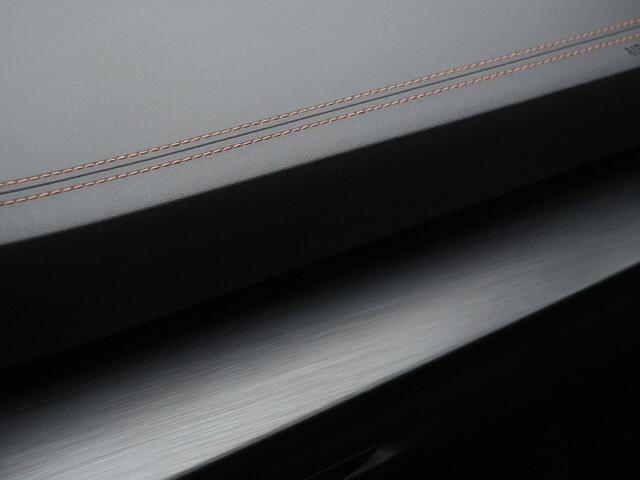 Cupra Formentor 1.4 e-Hybrid 245 pk DSG VZ | Panoramadak | Trekhaak | Adaptief sportonderstel | Stuur-/stoelverwarming | Achteruitrijcamera