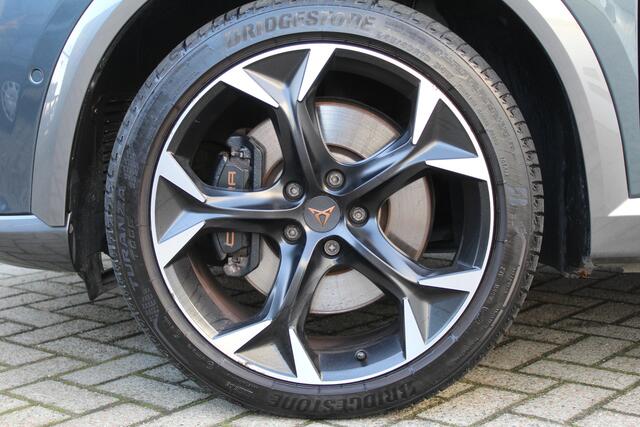 Cupra Formentor 1.4 e-Hybrid 245PK VZ Performance | ACC | 360 Camera | BLIS | Navigatie | Stoel/Stuur verwarming