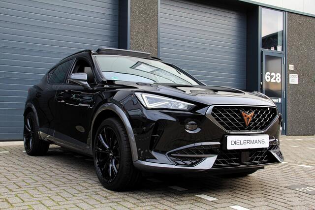Cupra Formentor 1.4 e-HYBRID DSG Full Black | Vol in de opties | Trekhaak | Pano | ABT | BTW!