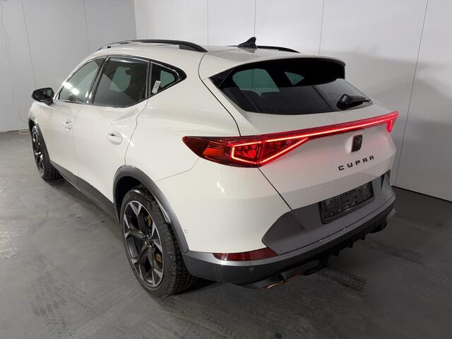 Cupra Formentor 1.4 e-Hybrid VZ Performance / AUTOMAAT/ PANO/ 245 PK/ ELEK.KLEP/ STUUR+STOEL VERWARM./ KEYLESS/ PARK.SENSOR.V+A/ CAMERA/ MEMORY SEAT/ DODE HOEK/ FULL LINK/ ACC/ NAVI/ CLIMA/ DAB/ RIJ-MODI/ LED/ ISOFIX