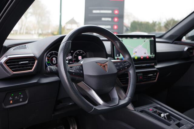 Cupra Formentor 1.4 e-Hybrid 245 PK VZ Copper Edition, Panoramadak, Trekhaak, Memory, Camera