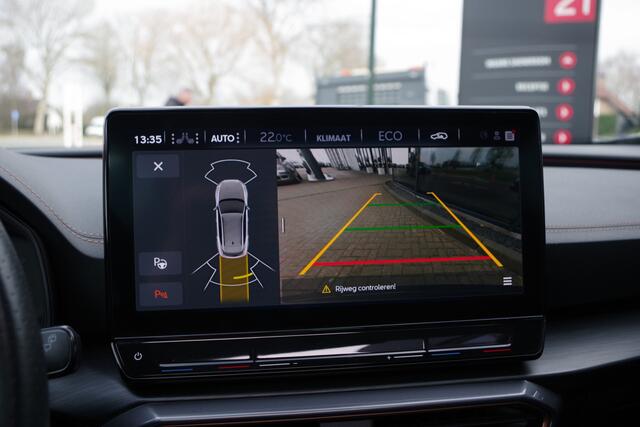 Cupra Formentor 1.4 e-Hybrid 245 PK VZ Copper Edition, Panoramadak, Trekhaak, Memory, Camera