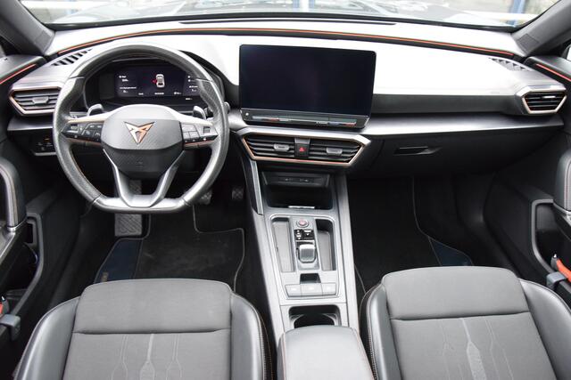 Cupra Formentor 1.4 e-Hybrid Performance | Org. NL | BOVAG Garantie | Trekhaak | Panoramadak | Camera | Stoeverwarming | Full LED | Virtual Cockpit | 19'' Velgen | AppleCarplay/AndroidAuto |