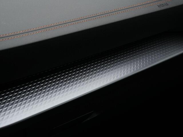 Cupra Formentor 1.5 TSI 204 pk DSG e-Hybrid Business | Achteruitrijcamera | Adaptive Cruise | Carplay