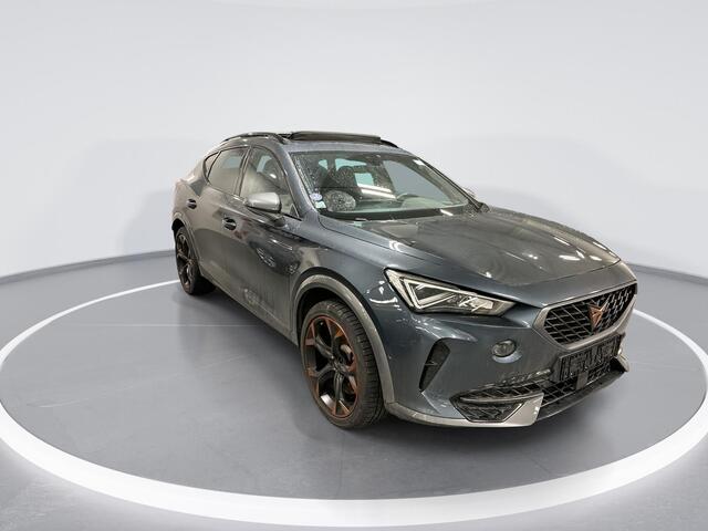 Cupra Formentor 1.4 e-Hybrid VZ Copper Edition · Camera · Panoramadak · Dodehoek Detectie · Keyless · Elek. Achterklep · 19'' Inch · Apple/Android Car Play · Garantie t/m 30-10-2027 of 80.000km