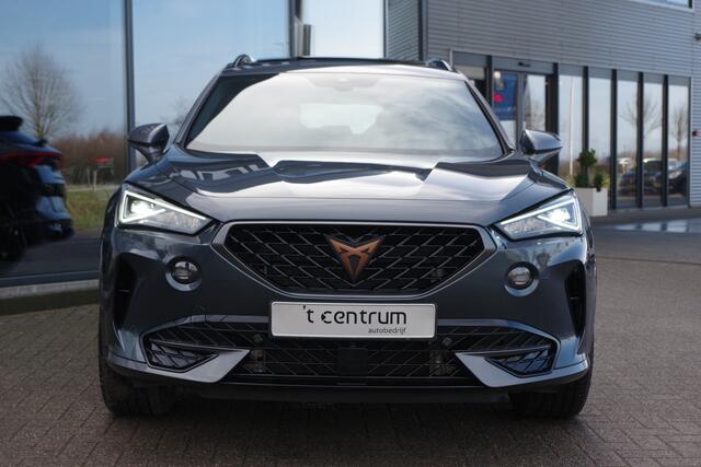 Cupra Formentor 1.4 e-Hybrid 204 PK Performance PHEV, Panoramadak, Trekhaak, Memory, Winterpakket