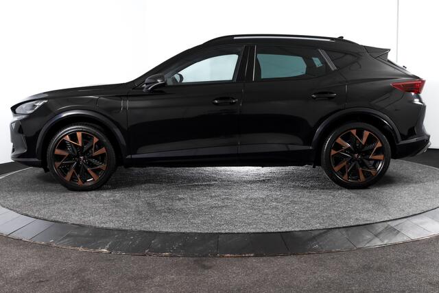 Cupra Formentor 1.5 TSI e-Hybrid 272 PK VZ Performance - Automaat | Dig. Cockpit | Adapt. Cruise | Stoel-+Stuurverw. | PDC | Camera | NAV + App. Connect | ECC | Sennheiser | Elek. Klep | LM 19" | 5475