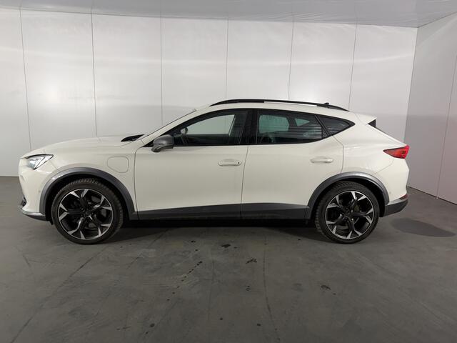 Cupra Formentor 1.4 e-Hybrid Performance / AUTOMAAT/ PANO/ MEMORY SEAT/ STUUR+STOELVERWARM./ PARK.SENSOR.V+A/ CAMERA/ FULL LINK/ ACC/ DODEHOEK/ KEYLESS/ NAVI/ DAB/ CLIMA/ RIJ-MODI/ LED/ ISOFIX