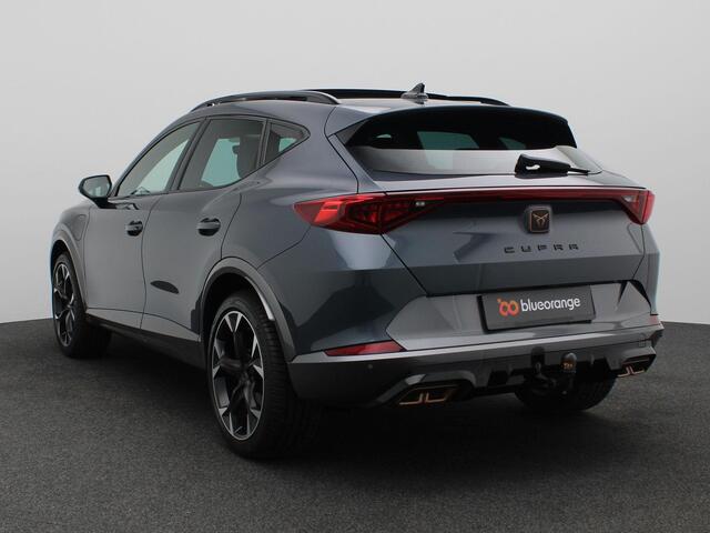 Cupra Formentor 1.4 e-Hybrid Performance 204PK DSG Pano-Schuifdak, Trekhaak, 19" LM Velgen, 360gr. Camera, Side Assist, Keyless, Stoel-Stuurverwarming, Navi