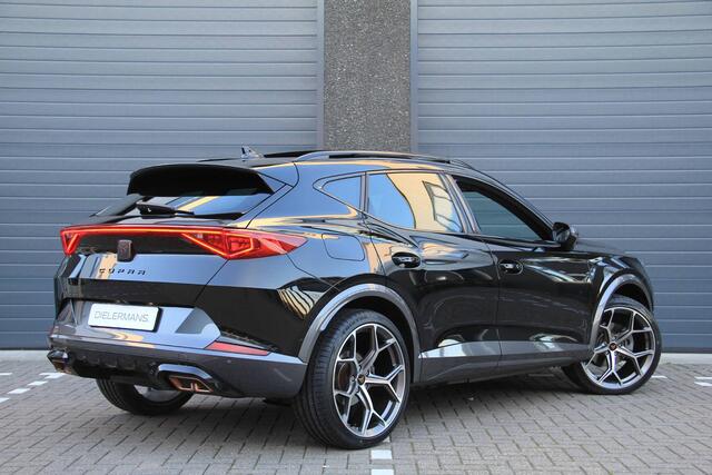 Cupra Formentor 1.4 e-HYBRID 150kW DSG Full option | Panorama dak | Beats audio | 12" Display | 20" velgen! | Sfeerverlichting | BTW!