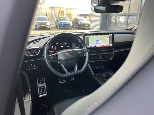 Cupra Formentor 1.4 e-Hybrid VZ Black Edition / Panorama dak / Leder / Zwenkbare trekhaak / Memory / 360 Camera / 19 Inch