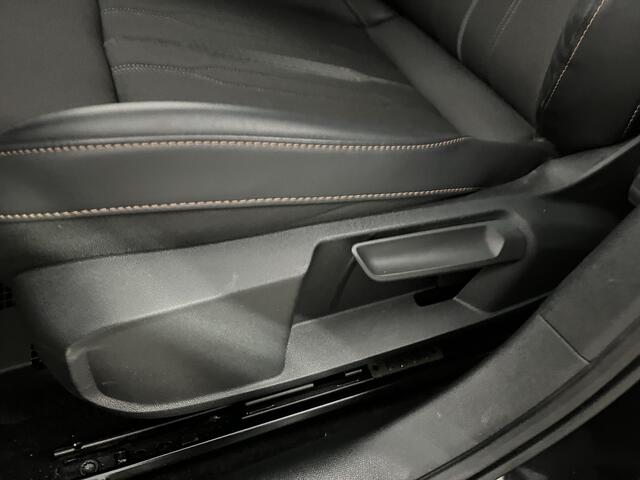 Cupra Formentor 1.4 e-Hybrid VZ Performance / AUTOMAAT/ PANO/ 245PK/ ELEK.KLEP/ STUUR+STOELVERWARM./ PARK.SENSOR.V+A/ CAMERA/ ACC/ DODEHOEK/ FULL LINK/ KEYLESS/ DIGITAL DASH/ NAVI/ DAB/ CLIMA/ RIJ-MODI/ ISOFIX/ 19'' LMV