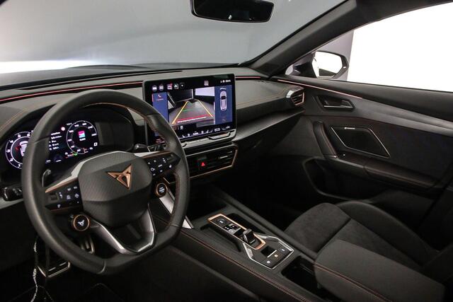 Cupra Formentor VZ Performance 1.5 TSI eHybrid 272pk DSG Automaat Adaptive cruise control, Sennheiser audio, LED matrix koplampen, Achteruitrijcamera, Elektrische achterklep