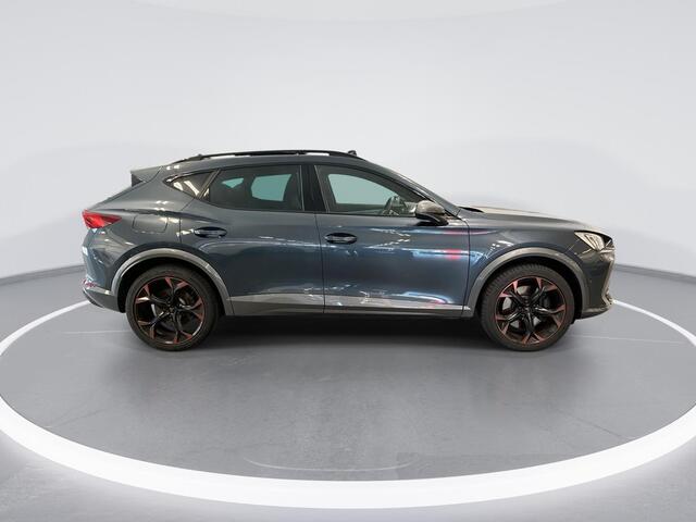 Cupra Formentor 1.4 e-Hybrid 245pk DSG VZ Performance · Panoramadak · Camera · Keyless · Stuur- & Stoelverwarming · Elek. Stoel + Geheugen · ACC · Garantie t/m 28-09-2027 of 80.000km