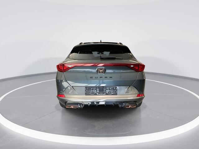 Cupra Formentor 1.4 e-Hybrid 245pk DSG VZ Performance · Panoramadak · Camera · Keyless · Stuur- & Stoelverwarming · Elek. Stoel + Geheugen · ACC · Garantie t/m 28-09-2027 of 80.000km