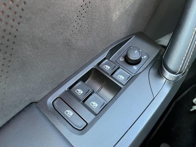 Cupra Formentor 1.4 e-Hybrid VZ Tribe Edition / AUTOMAAT/ PANO/ BREMBO/ BEATS/ 360 CAMERA/ 245 PK/ KEYLESS/ ALCANTARA/ MEMORY SEAT/ CLIMA/ STOELVERWARMING/ NAVI/ FULL LINK/