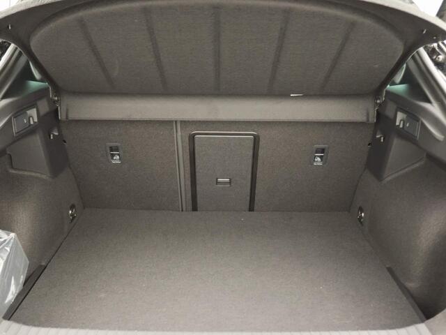 Cupra Formentor 1.4 e-Hybrid Adrenaline 204PK DSG Panoramadak, achteruitrijcamera, keyless, side assist, alarm, 19'' lichtmetaal