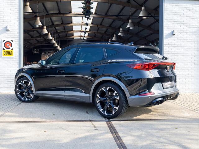 Cupra Formentor 2.0 TSI 4DRIVE *Pano | Beats | Memory | Keyless | Sfeer | ACC | Stuur- & Stoelverwarming | Camera | Halfleder*