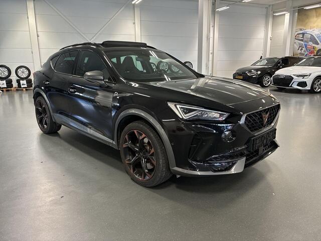 Cupra Formentor 1.4 TSI e-Hybrid 245pk VZ Performance Limited · Panoramadak · Camera · Keyless · Stuur- & Stoelverwarming · Elek. Bestuurdersstoel + Geheugen · ACC ·