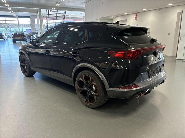 Cupra Formentor 1.4 TSI e-Hybrid 245pk VZ Performance Limited · Panoramadak · Camera · Keyless · Stuur- & Stoelverwarming · Elek. Bestuurdersstoel + Geheugen · ACC ·