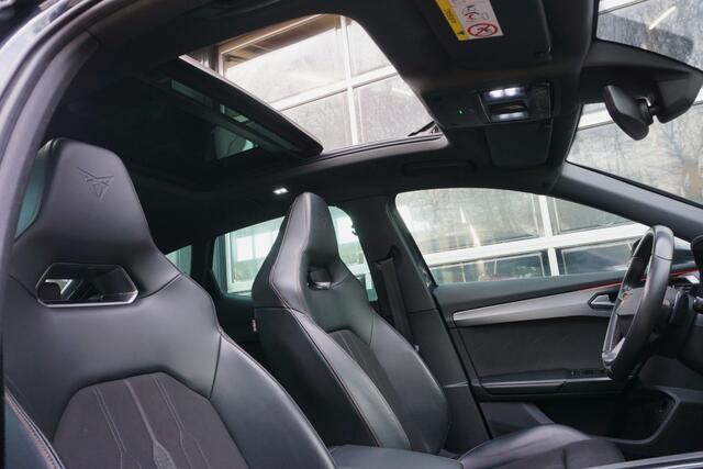 Cupra Formentor 1.4 e-Hybrid VZ Copper Edition Schuif/kanteldak/Trekhaak/Camera!